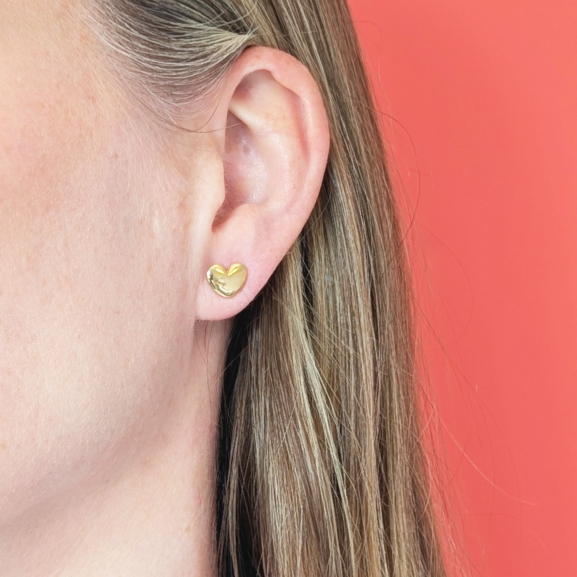 Silver Lustre Heart Studs