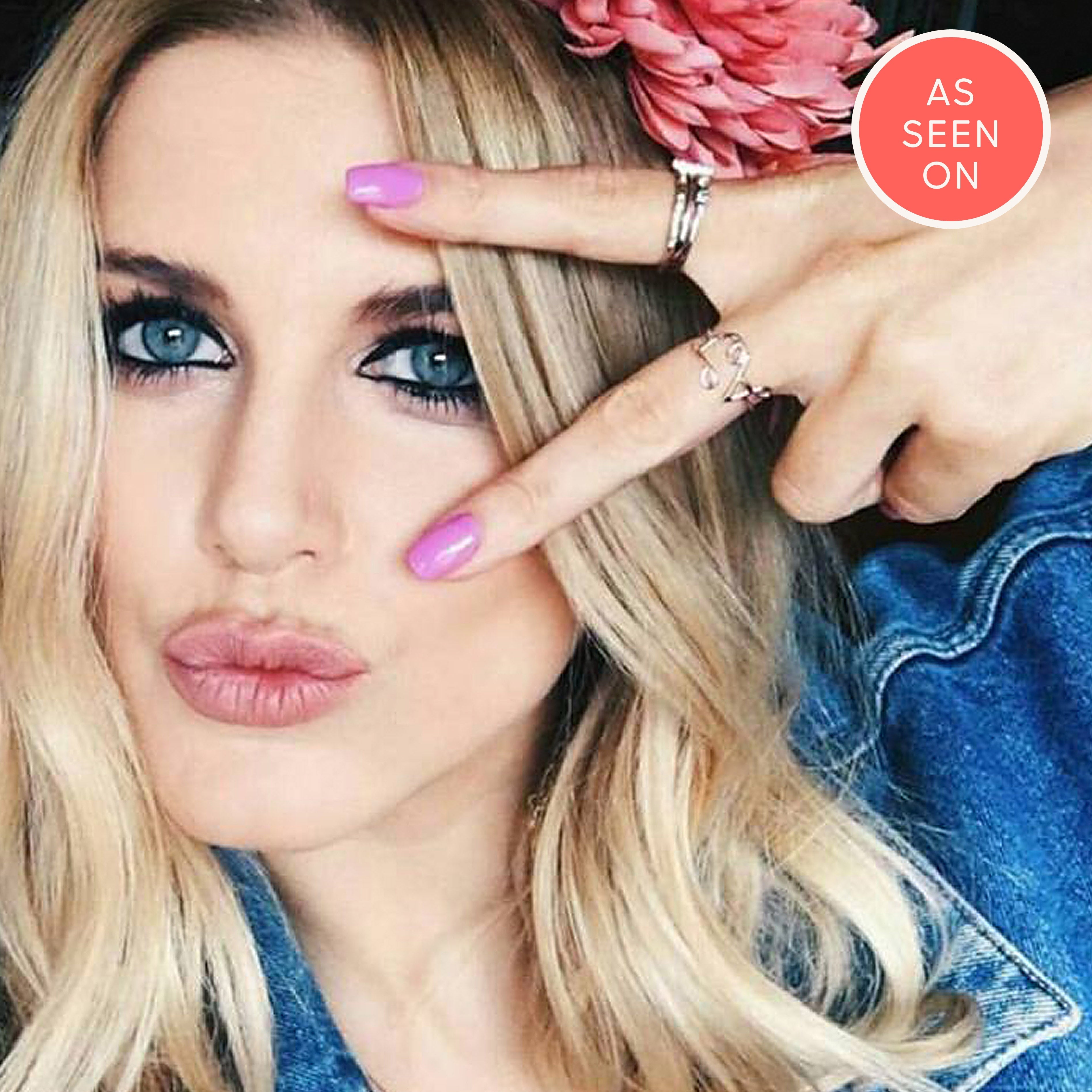 Ashley James wears personalised AJ ring in gold